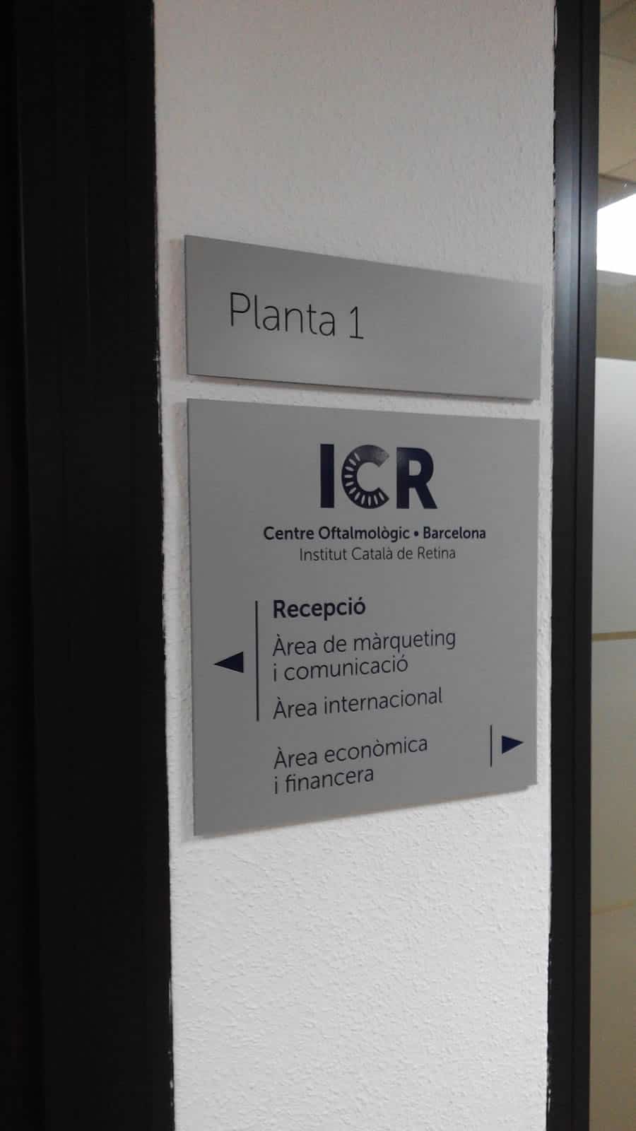 Rètol d'umini - Institut Català de Retina (ICR)