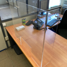 Pantalla protectora de metacrilat SARS-CoV-2